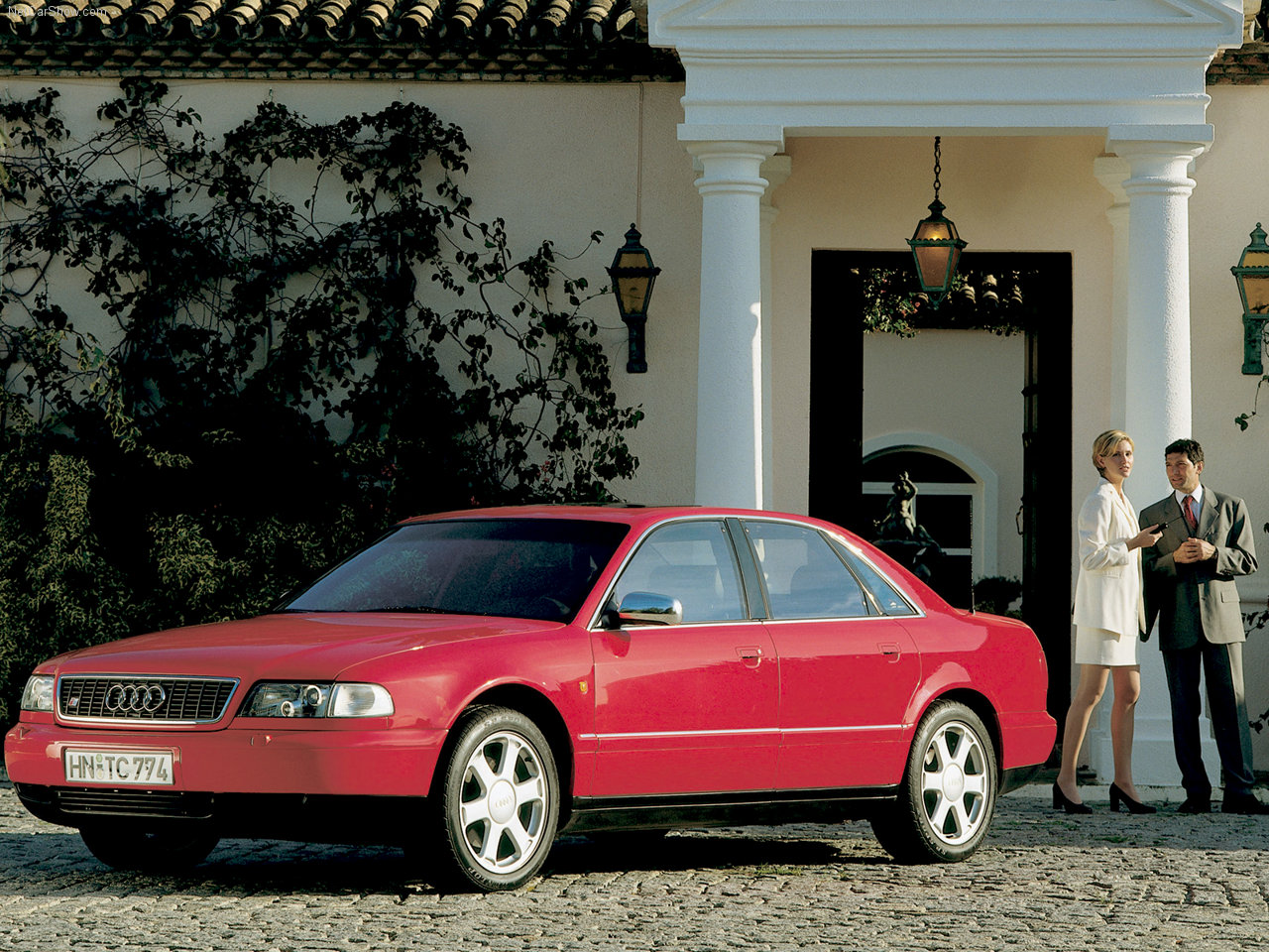 Audi S8